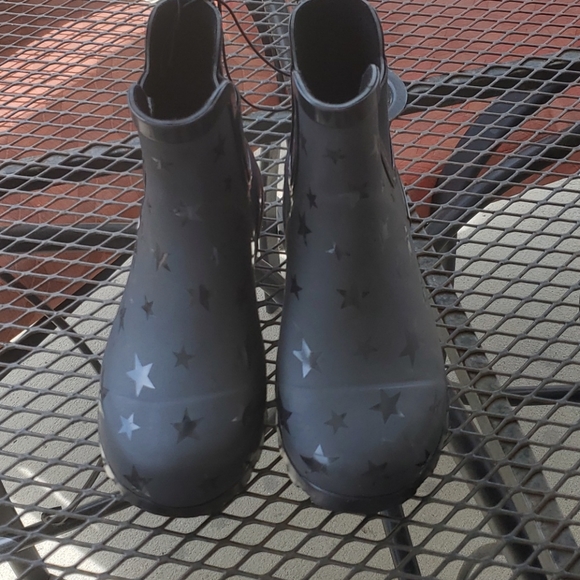 KushyShoo Shoes - Kushyshoo Women's Black Ankle Rain Boots